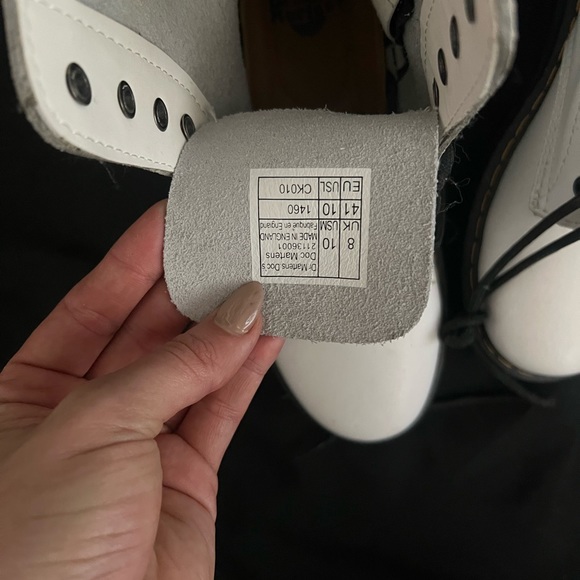 Never worn platform Docs - Picture 4 of 4